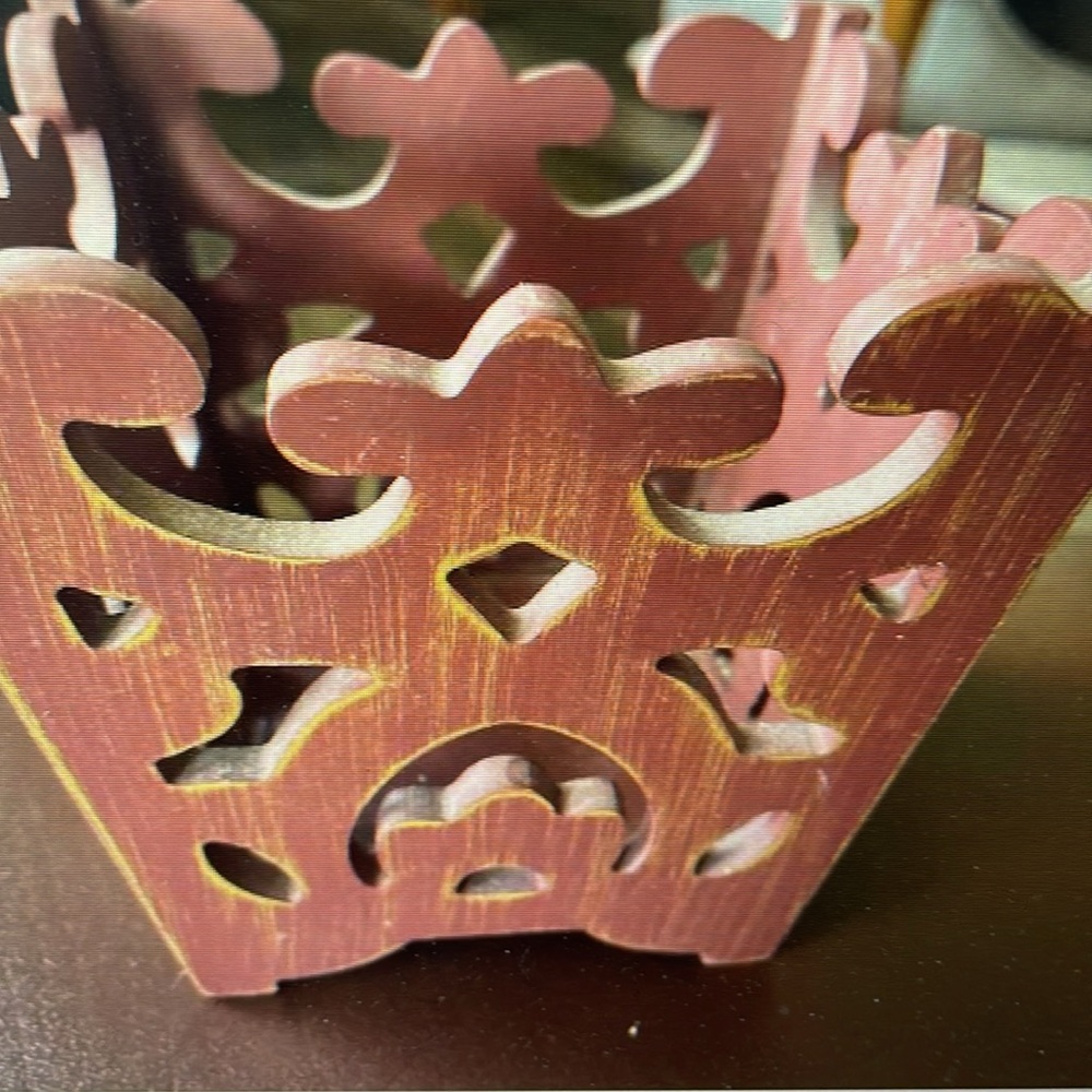 Better Homes & Gardens Filigree Wooden Plant Holder